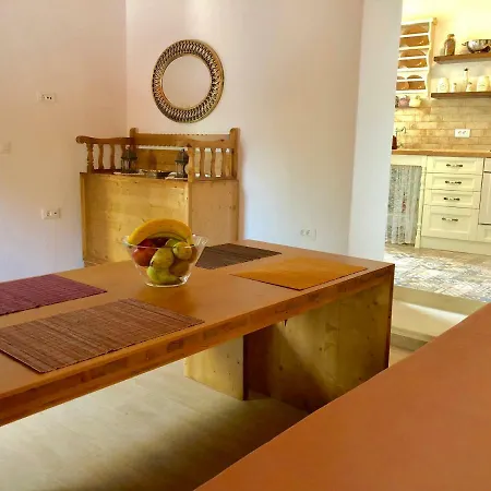 Bekos Traditional House شقة أرخانجلوس