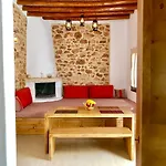 Bekos Traditional House Apartamento