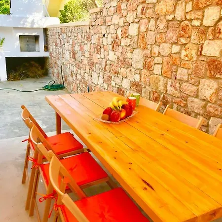 Bekos Traditional House Apartament Archangelos (Rhodes)